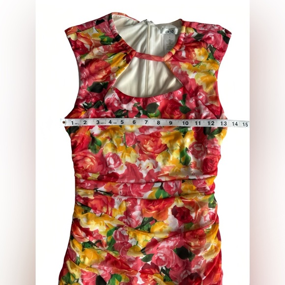 Cache Women’s Size 4 Floral Ruched Sheath Dress Sleeveless Keyhole Neck Cocktail - Picture 5 of 8